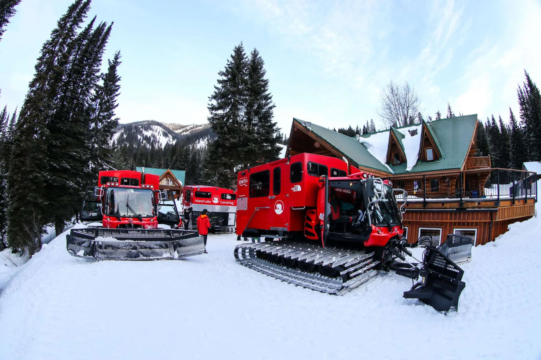 Island Lake Lodge