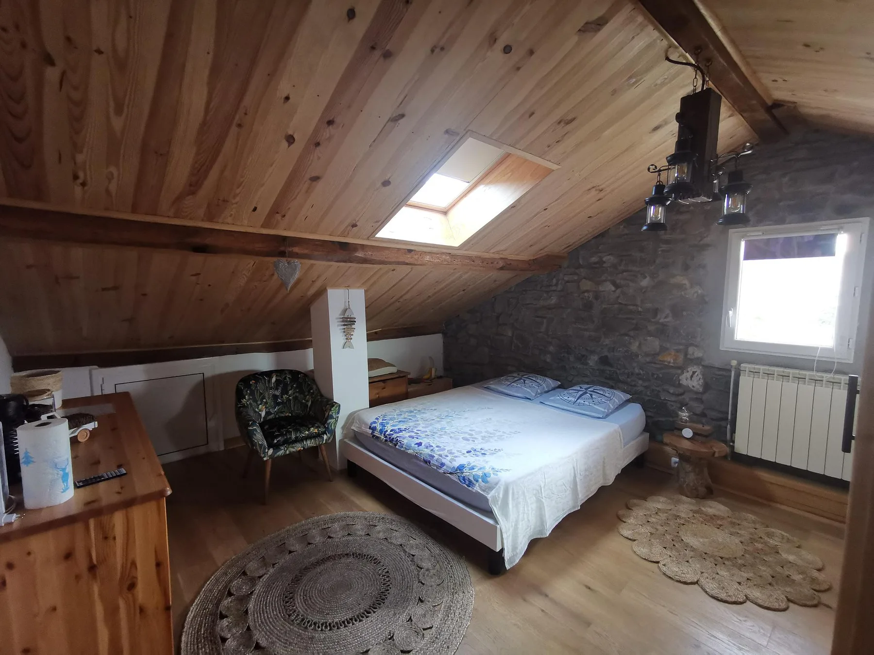 Chambre des Étoiles with private bathroom