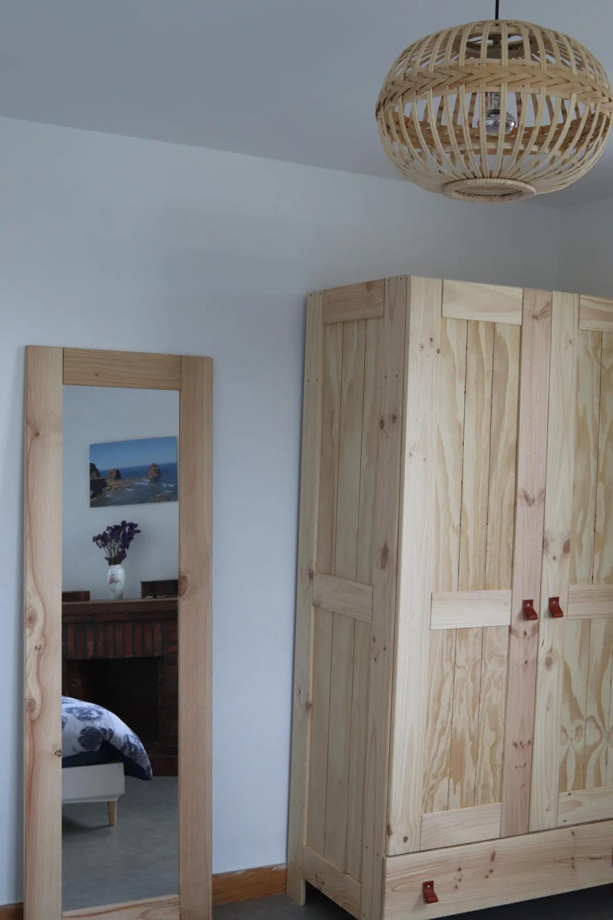 Chambre du Soleil with shared bathroom