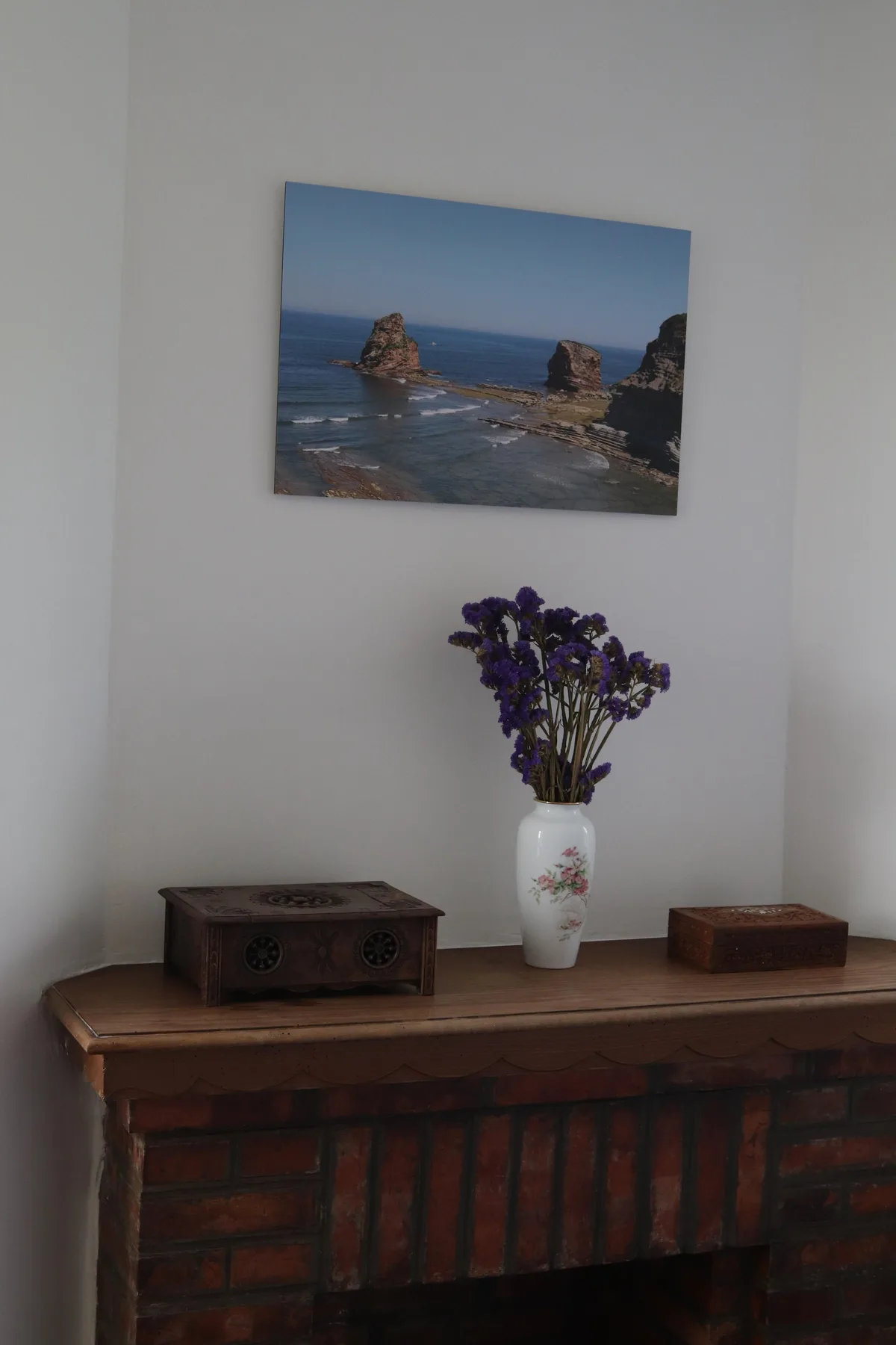 Chambre du Soleil with shared bathroom