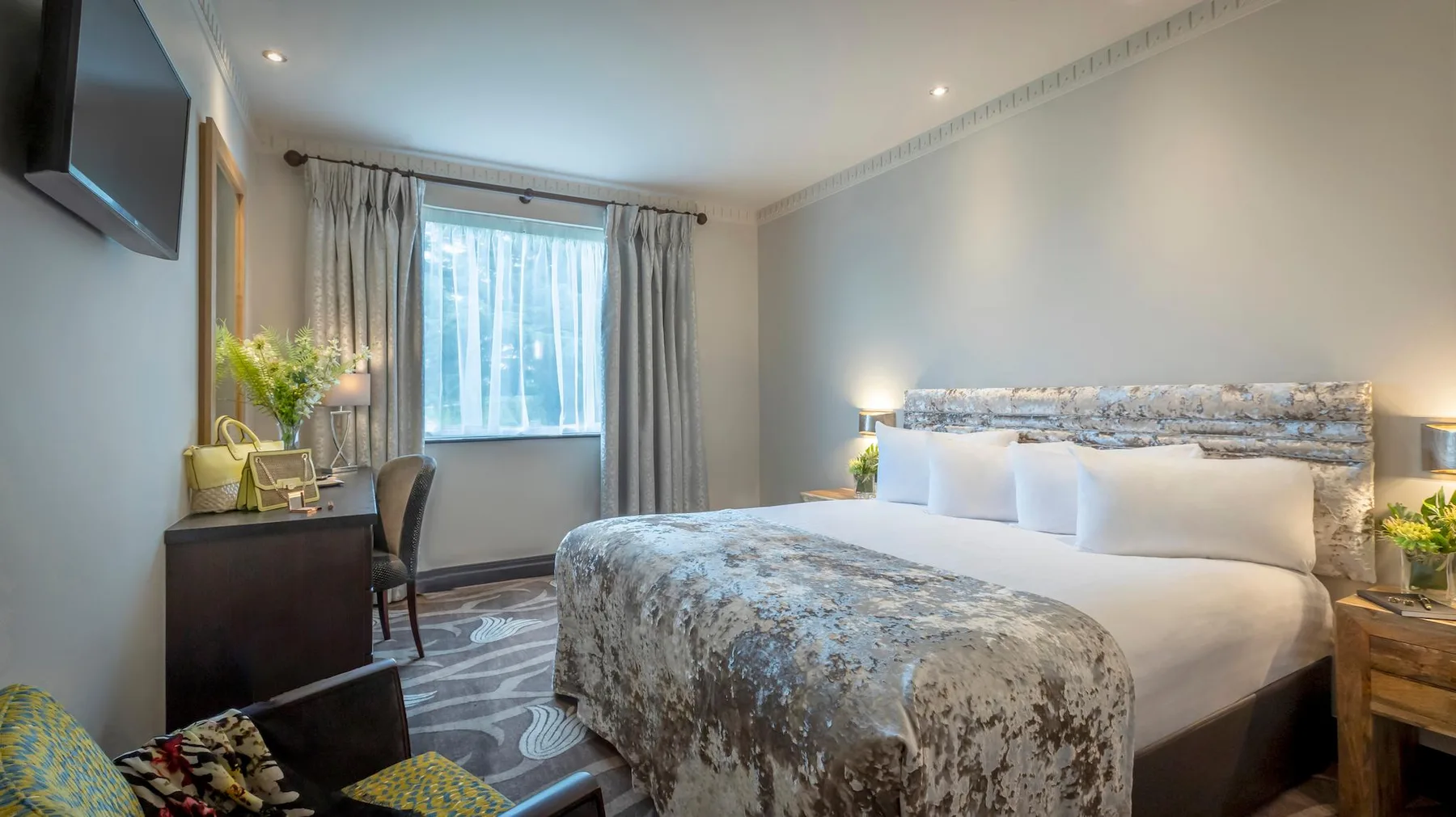 Hotel bedroom
