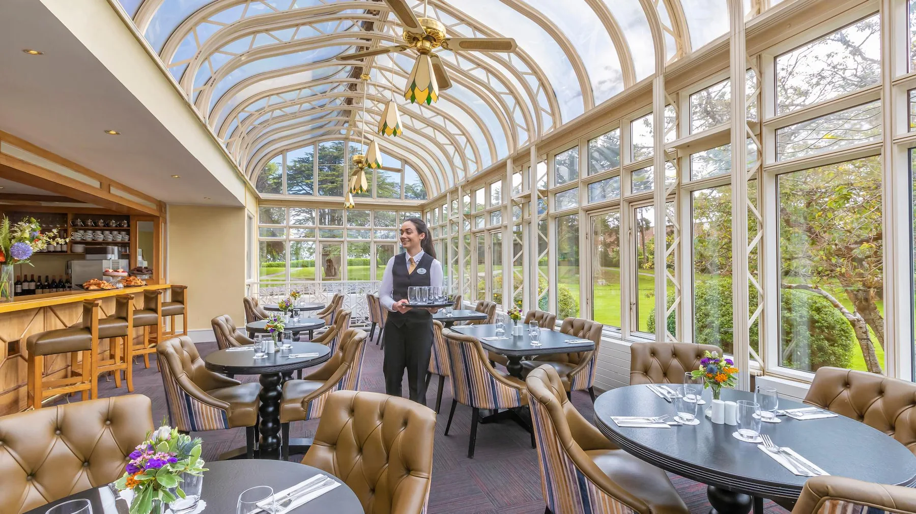 Hotel restaurant