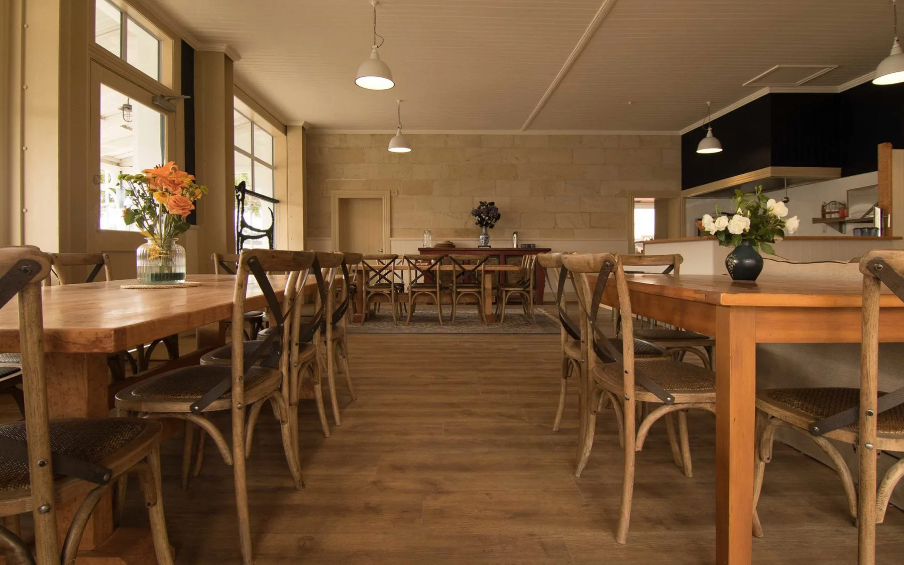 Waitaki Braids Lodge exterior or grounds