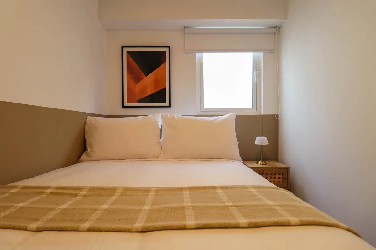 Upscale 2BR with Balcony in Miraflores