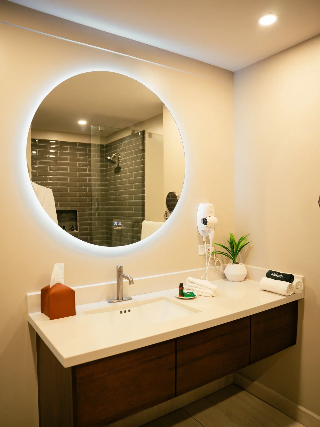 Baño en The Palms Kings Park