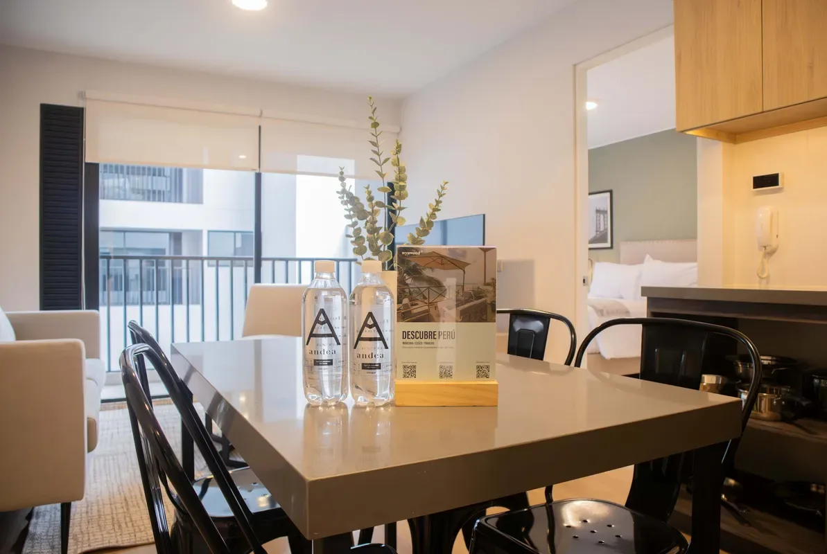Peaceful 1BR w/ Perfect Balcony in Miraflores