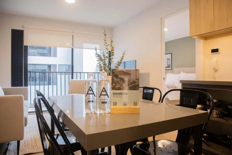 Peaceful 1BR w/ Perfect Balcony in Miraflores