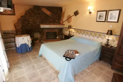 Hotel Rural Albamanjón