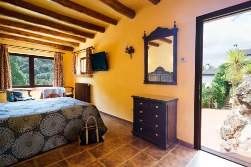 Hotel Rural Albamanjón