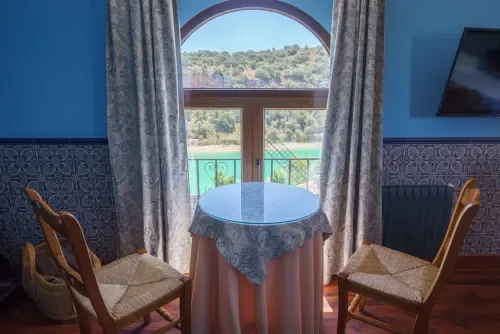 Hotel Rural Albamanjón