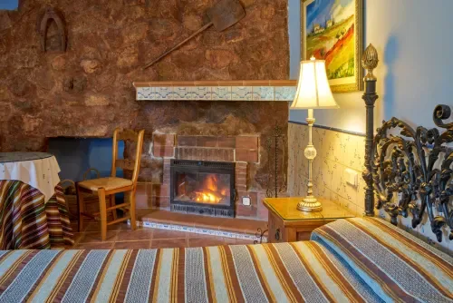 Hotel Rural Albamanjón