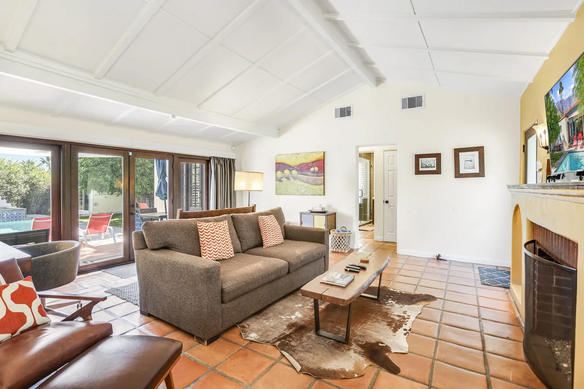 Historic Palm Springs Oasis - 3039