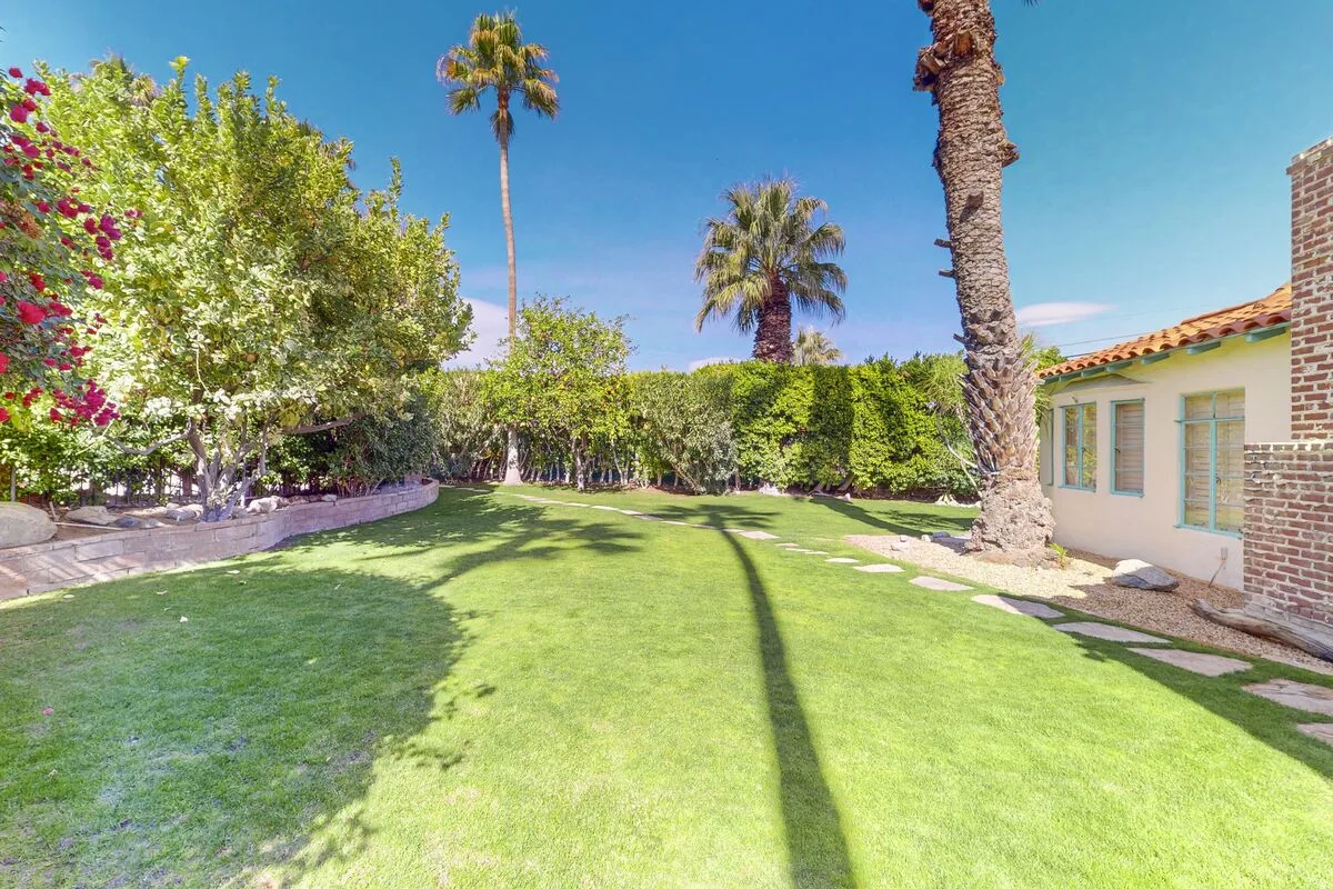 Historic Palm Springs Oasis - 3039