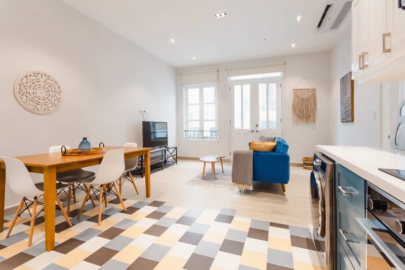Upscale 1BR in Casco Antiguo w/ Balcony