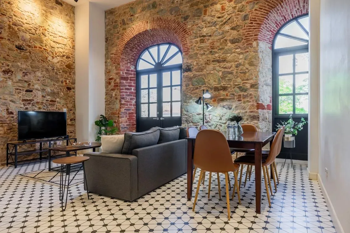Homey Duplex in Plaza Catedral