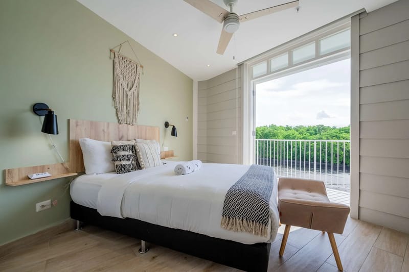 Charming 1BR in Casco Antiguo w/ Balcony