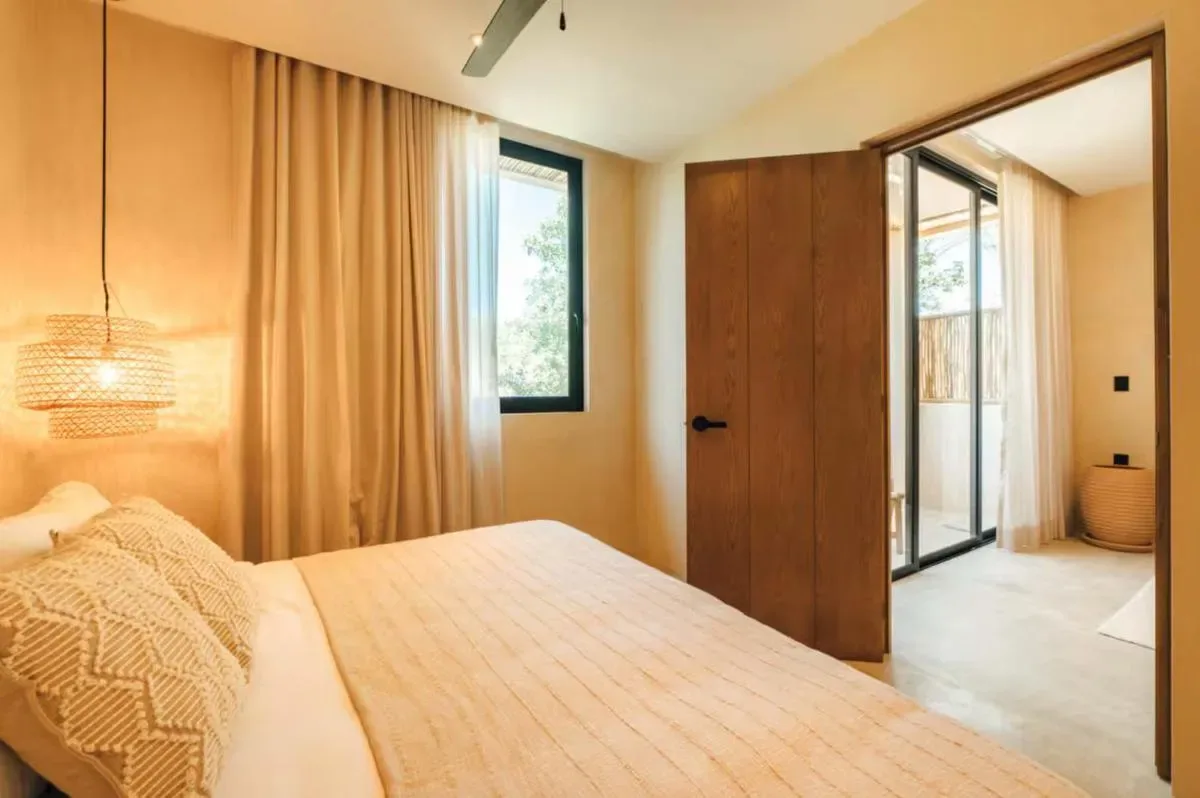 Boutique-Style 2BR with Pool & Jungle View