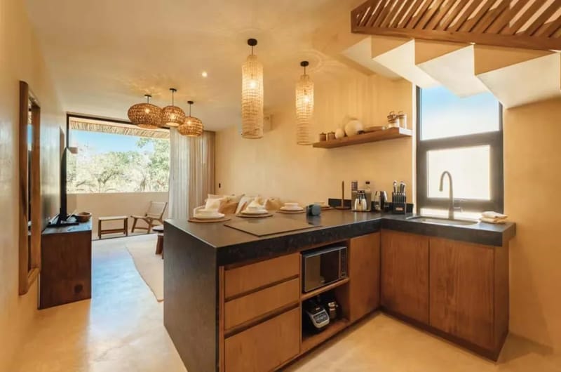 Boutique-Style 2BR with Pool & Jungle View