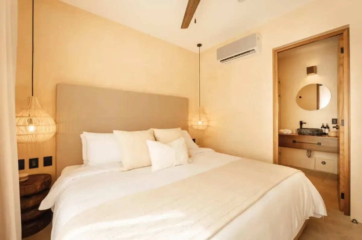 Boutique-Style 2BR with Pool & Jungle View