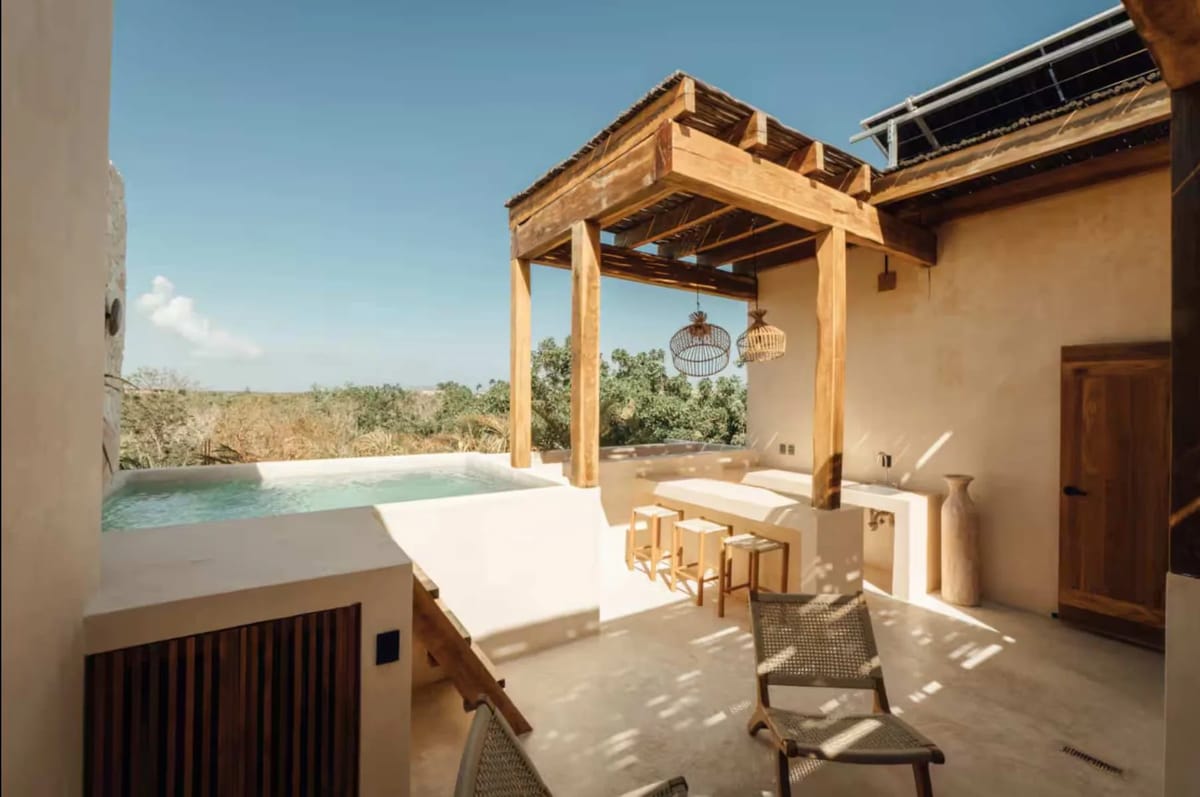 Boutique-Style 2BR with Pool & Jungle View