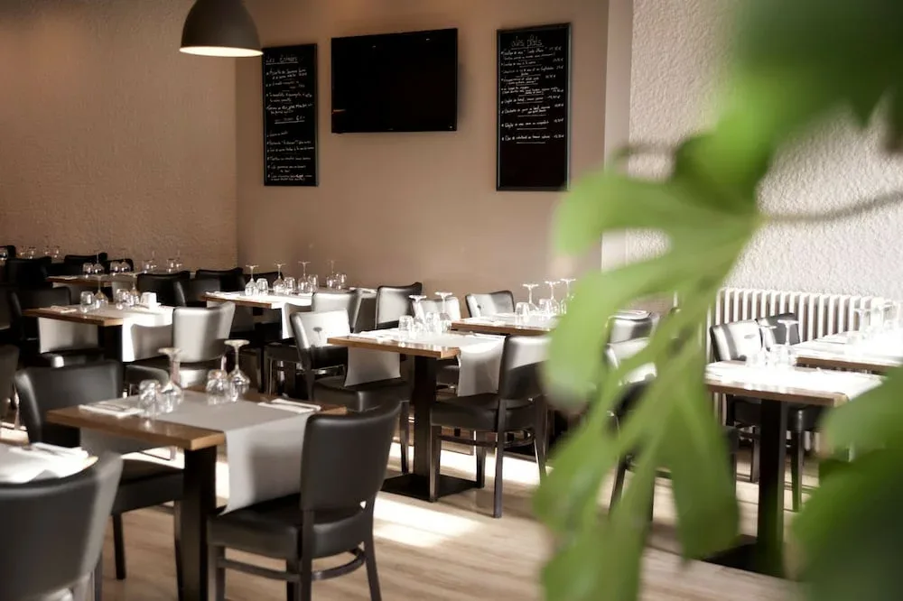 Hotel y restaurante