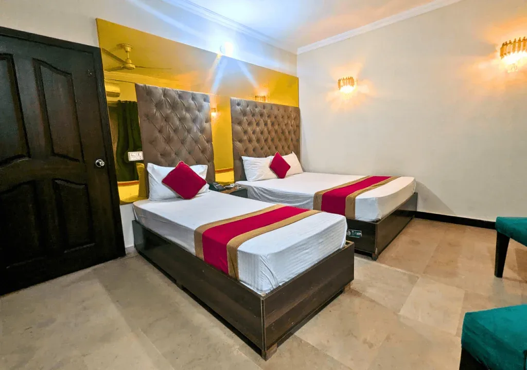 Triple bedroom