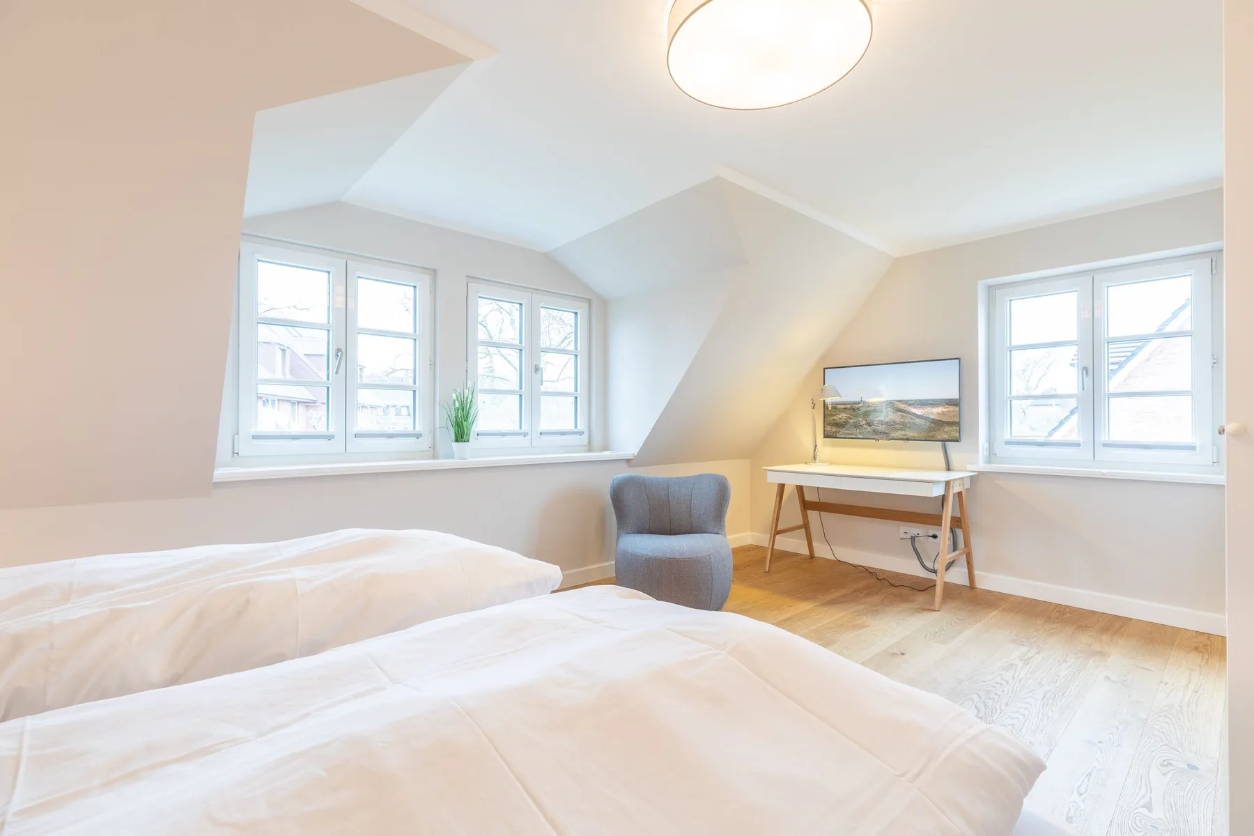 Hausteil mit ca. 144m² Nutzfläche im UG/EG/OG/DG für bis zu 7 Personen.