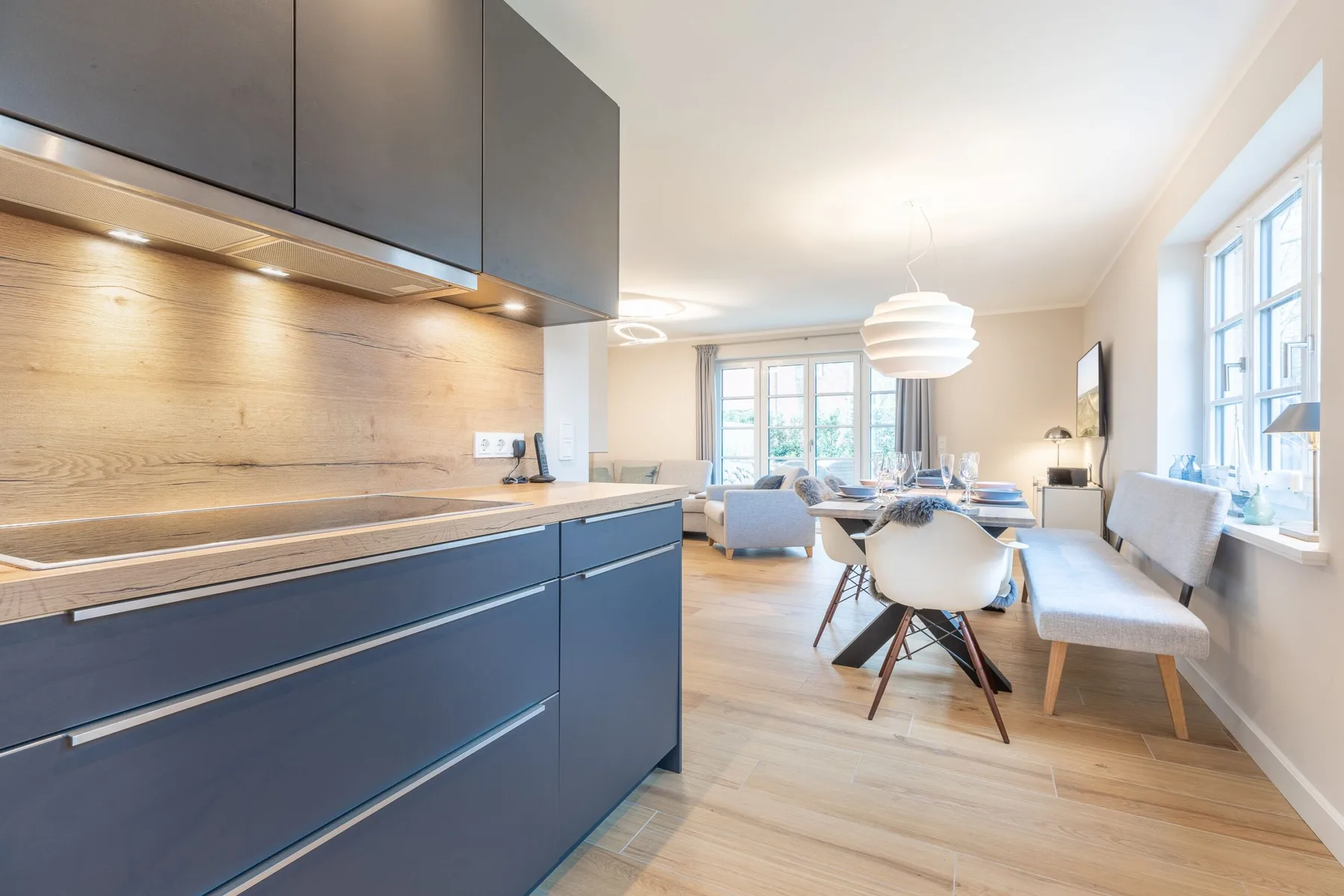 Hausteil mit ca. 144m² Nutzfläche im UG/EG/OG/DG für bis zu 7 Personen.