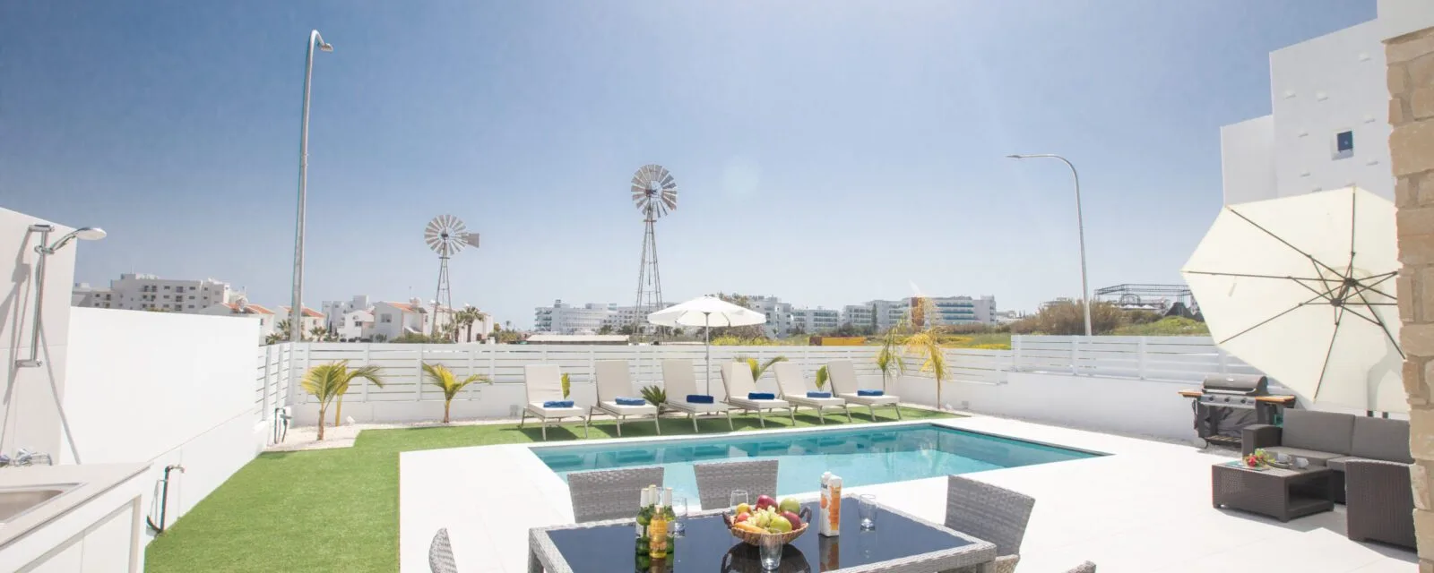 Terrace with outdoor dining