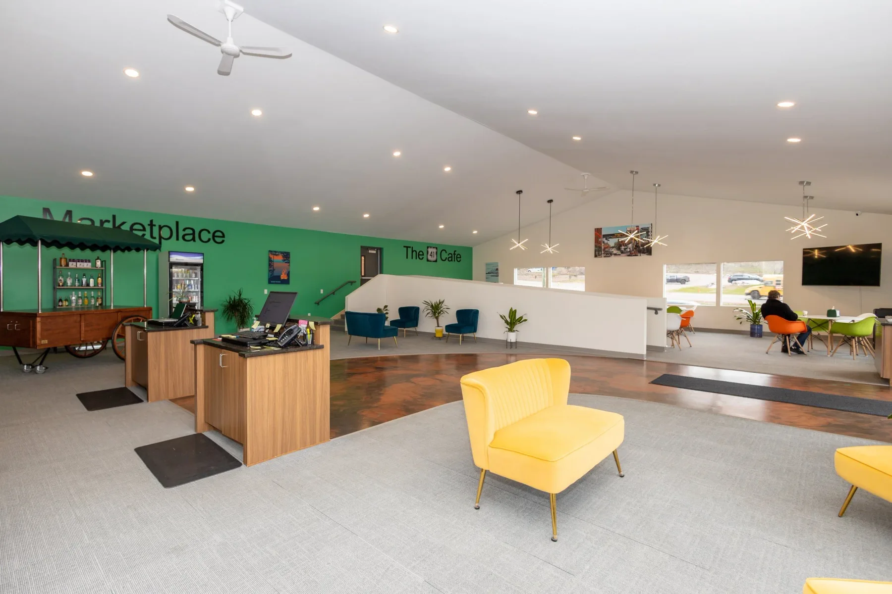 Cedar Motor Inn lobby