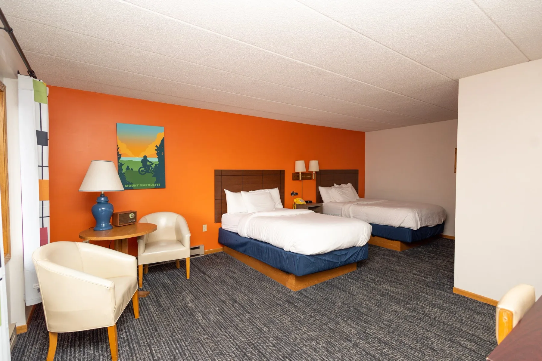 Exterior of Cedar Motor Inn double rooms