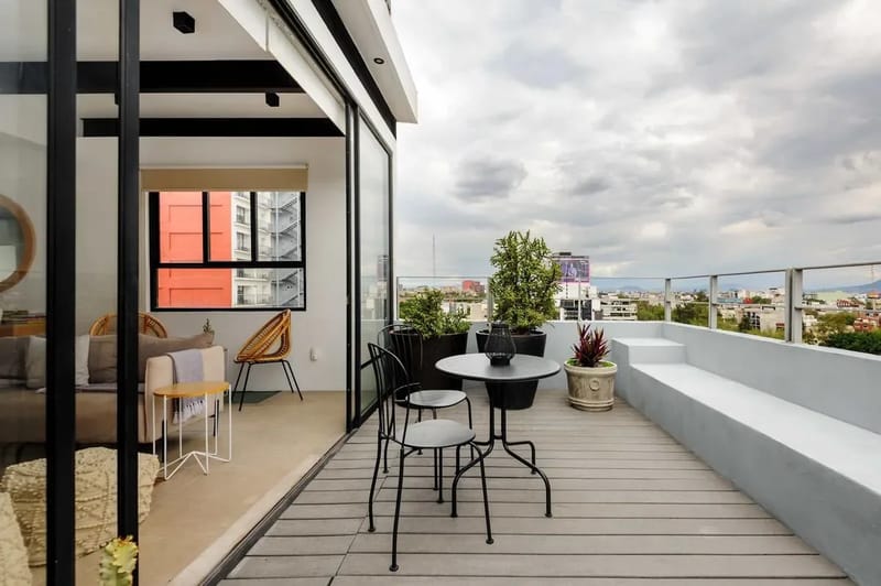 Iluminating 3BR Triplex in Roma Norte