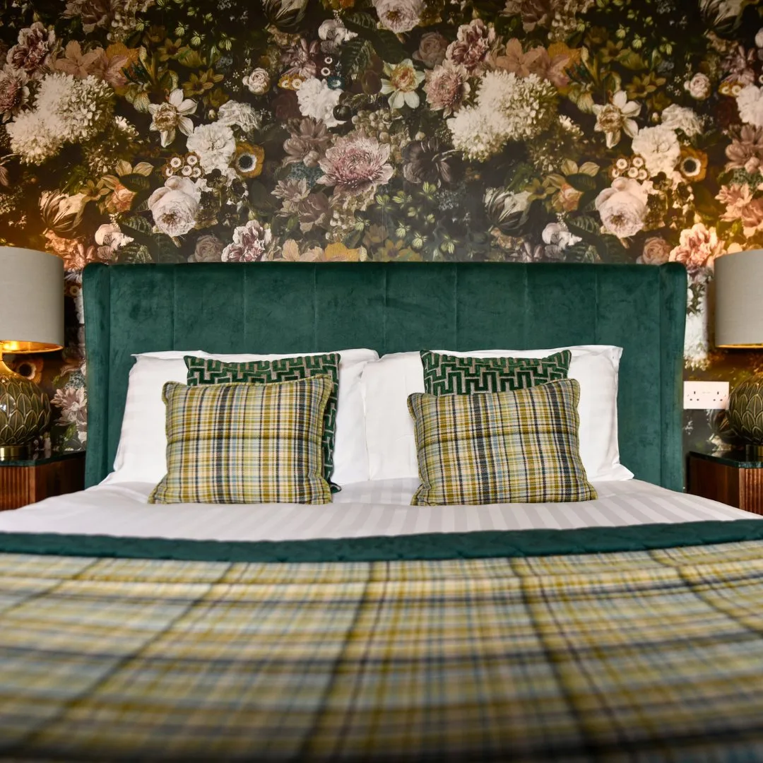 Executive Suite bed and headboard