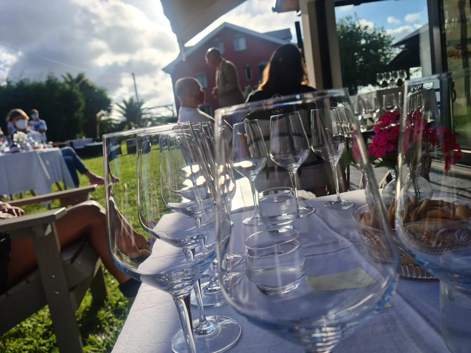 Hotel wine-tasting and guest moments
