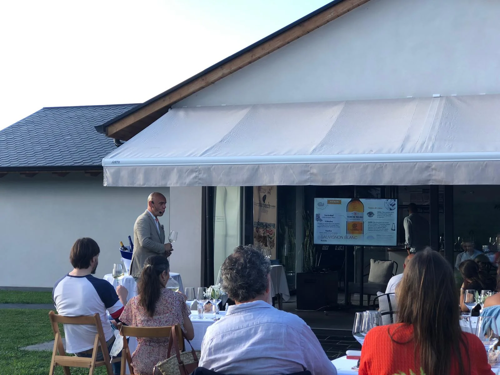 Hotel wine-tasting and guest moments
