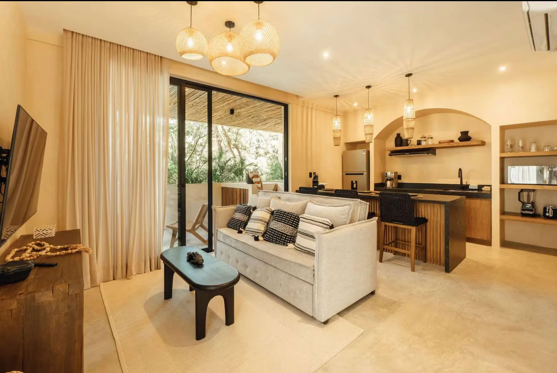 Stylish 1BR Apartment with Pool in Tulum