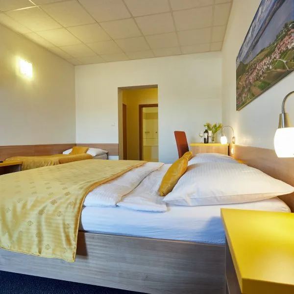 Quadruple room
