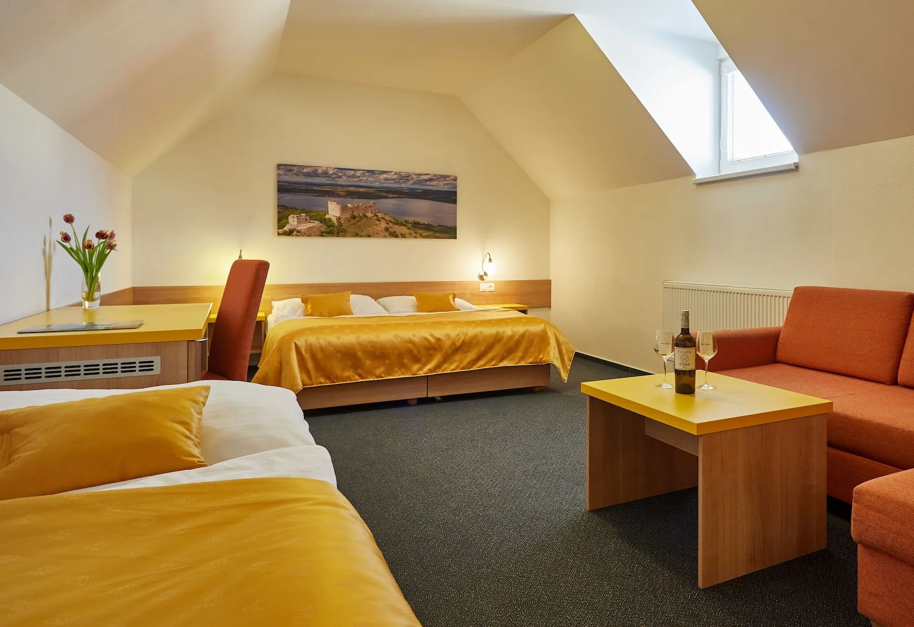 Triple room
