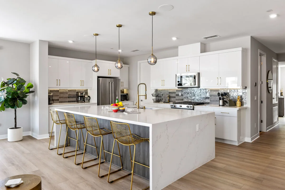 Cody Place Luxe