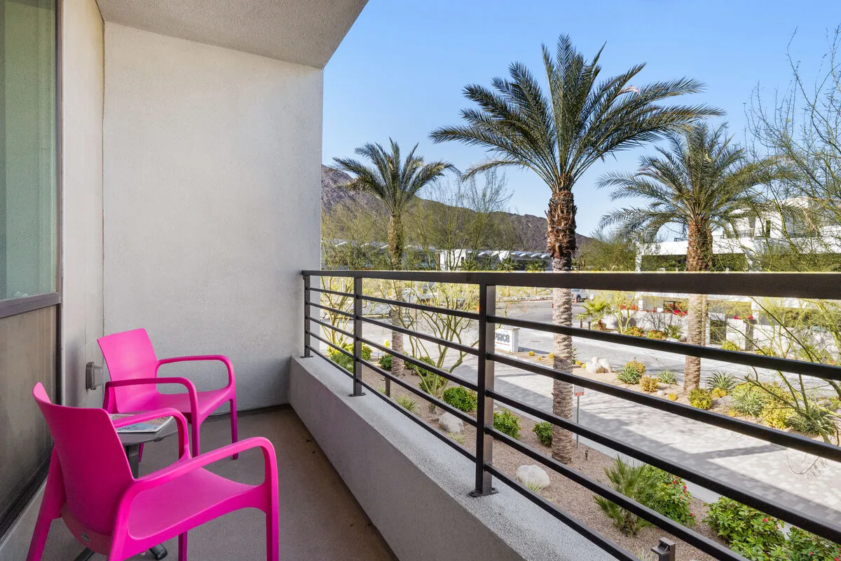 Cody Place Luxe