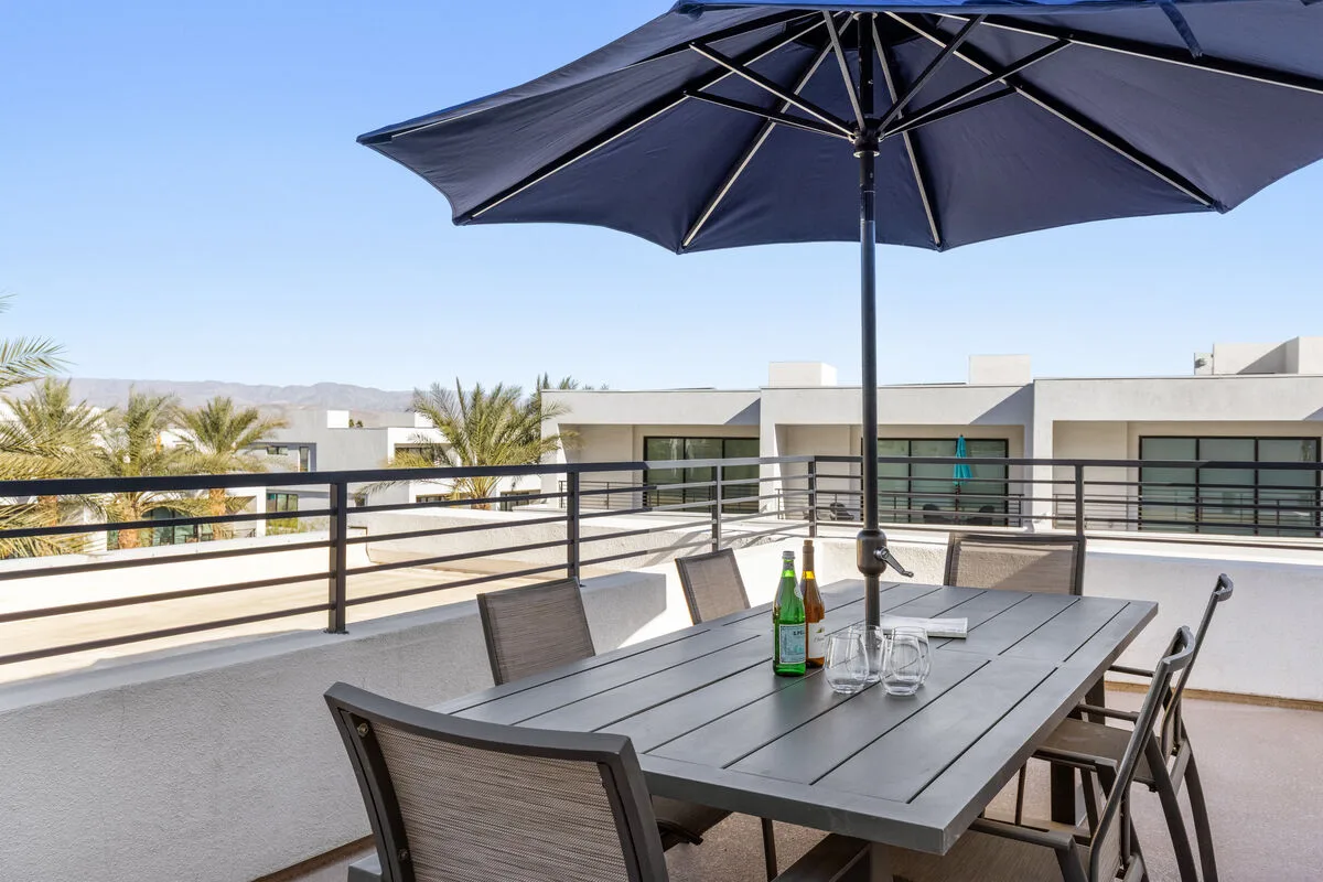Cody Place Luxe