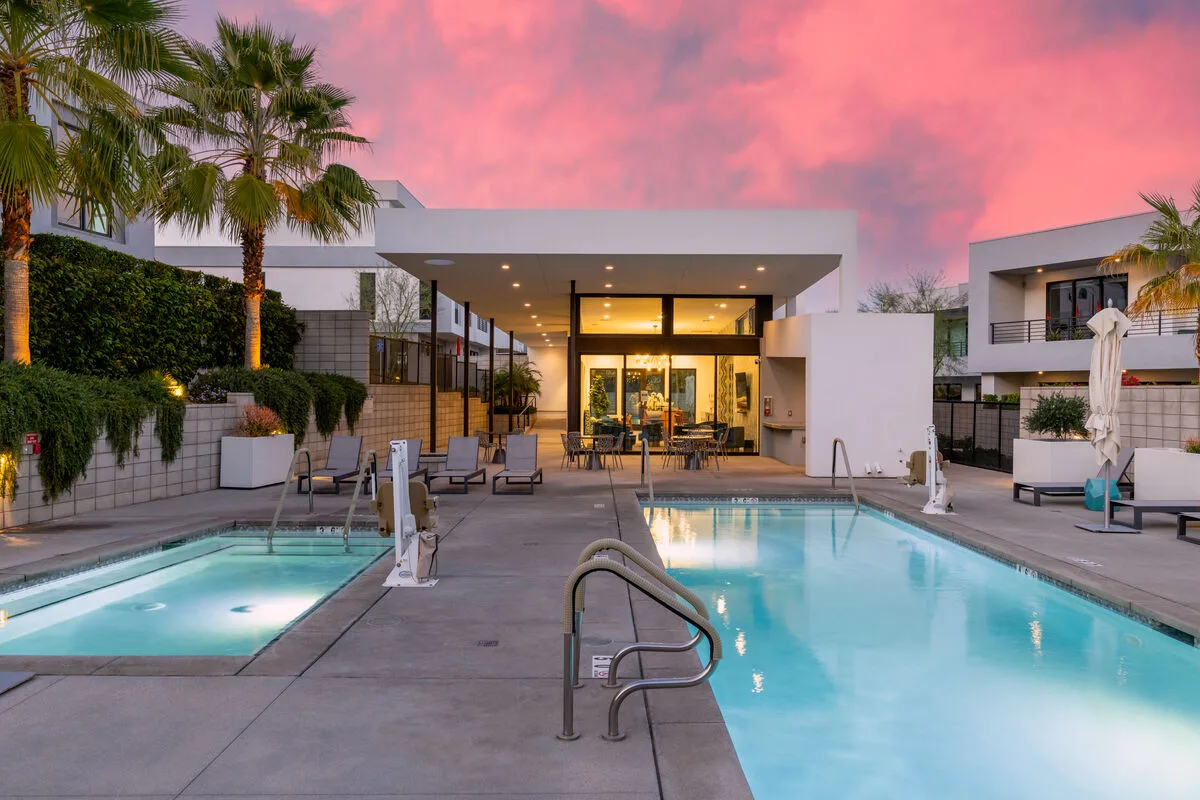 Cody Place Luxe