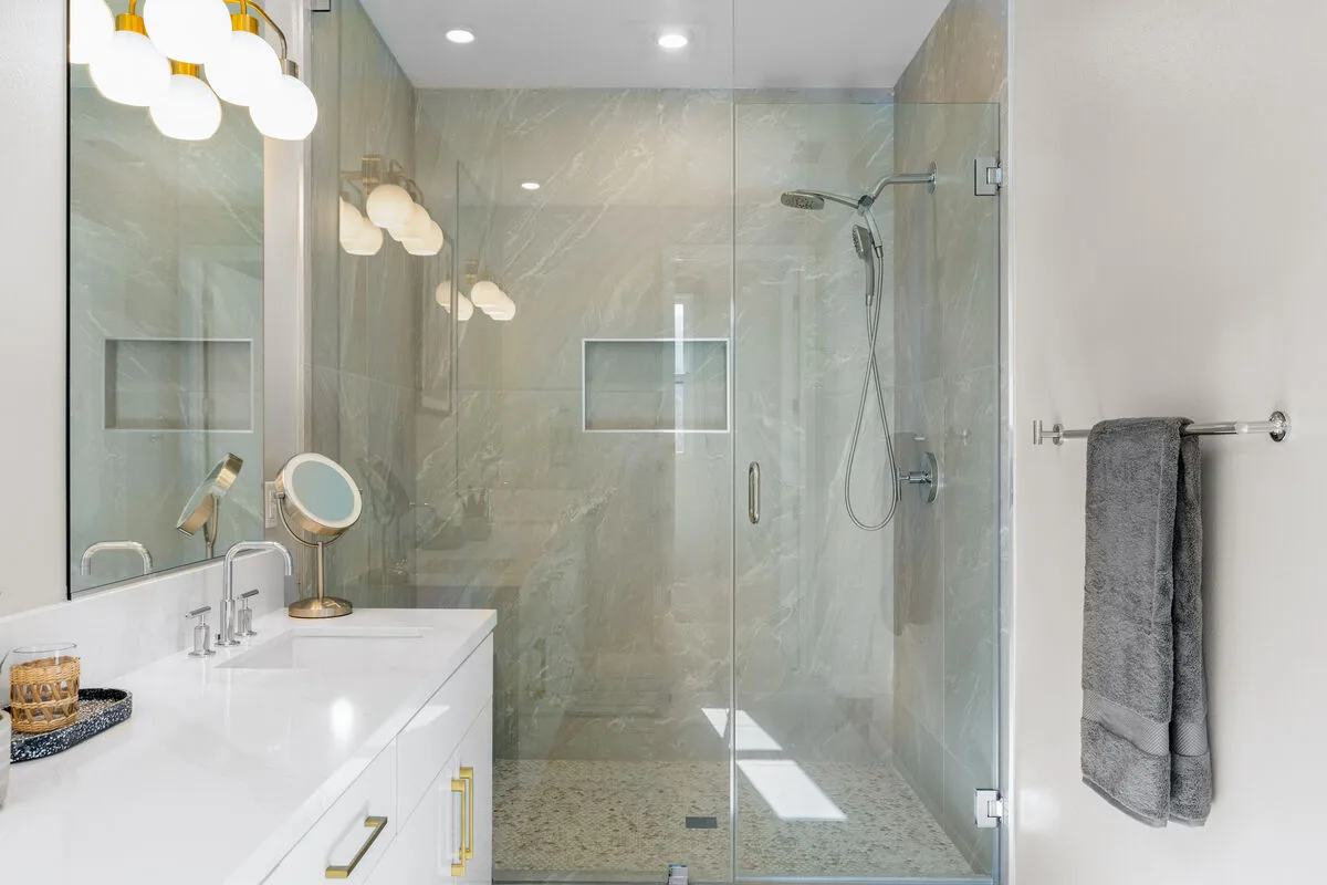 Cody Place Luxe