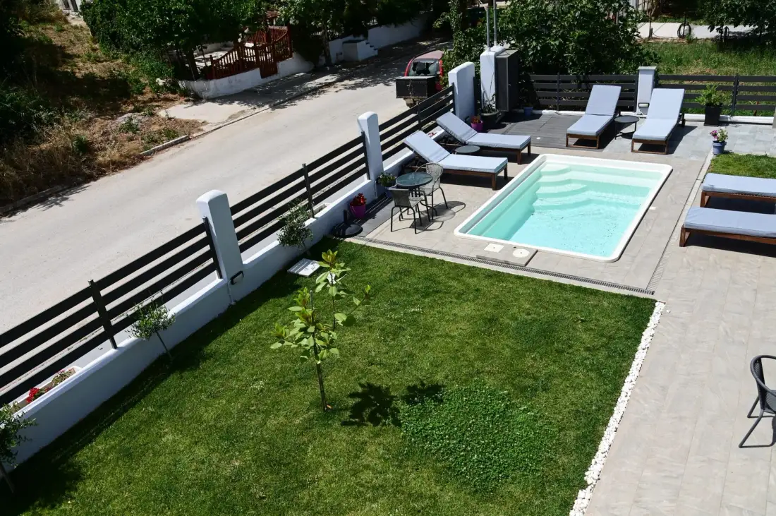 Big Blue Hotel near Almyros and Volos