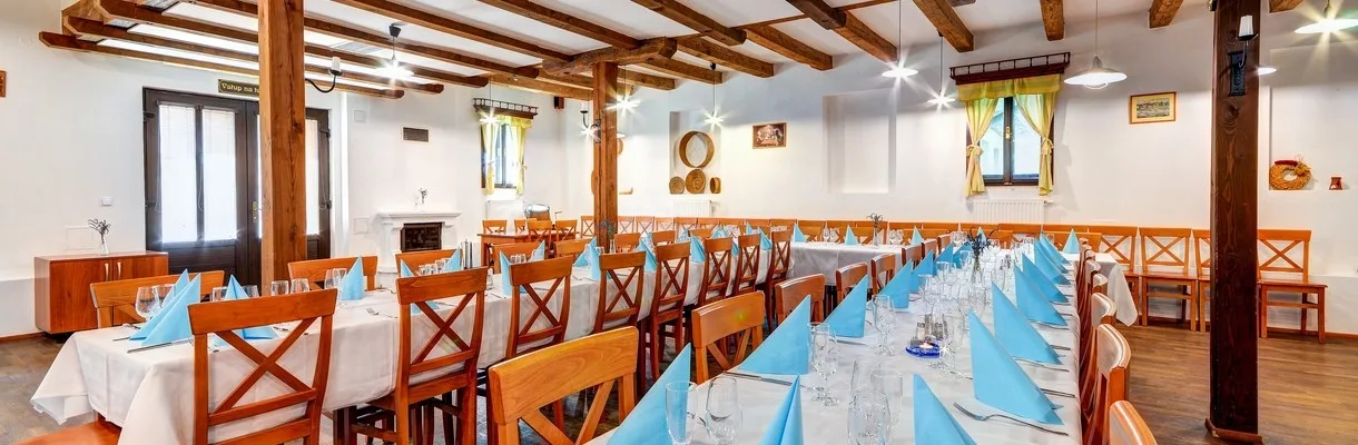 Lounge and conference space