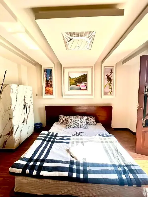 Habitación con cama king y terraza — foto 4