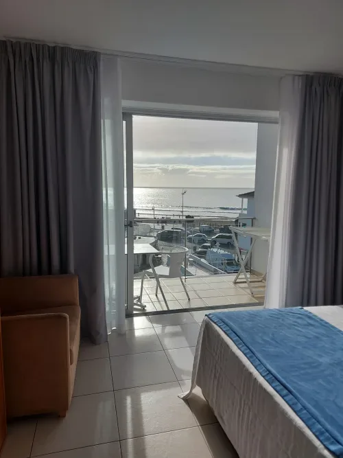 Superior twin room with sea view