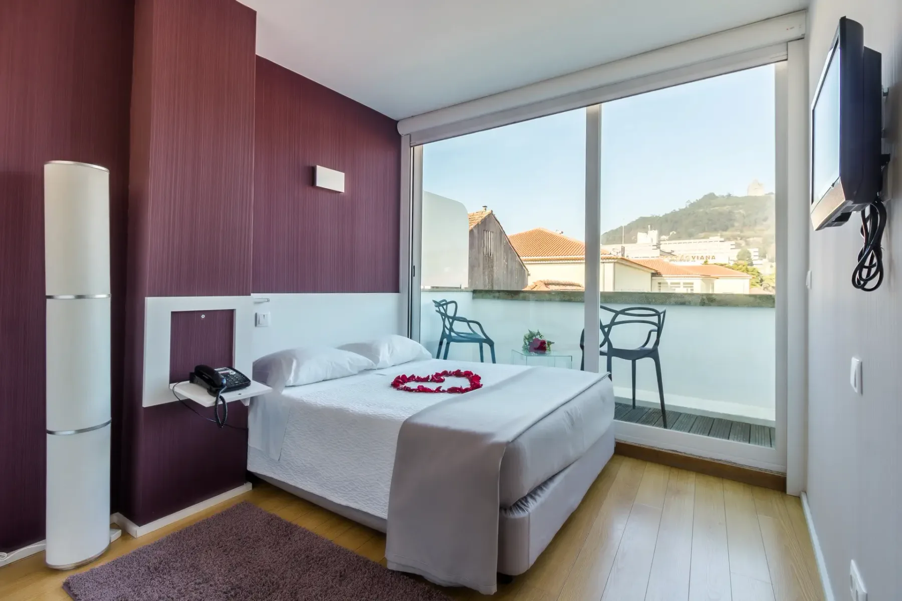 Hotel Laranjeira room with private balcony and views