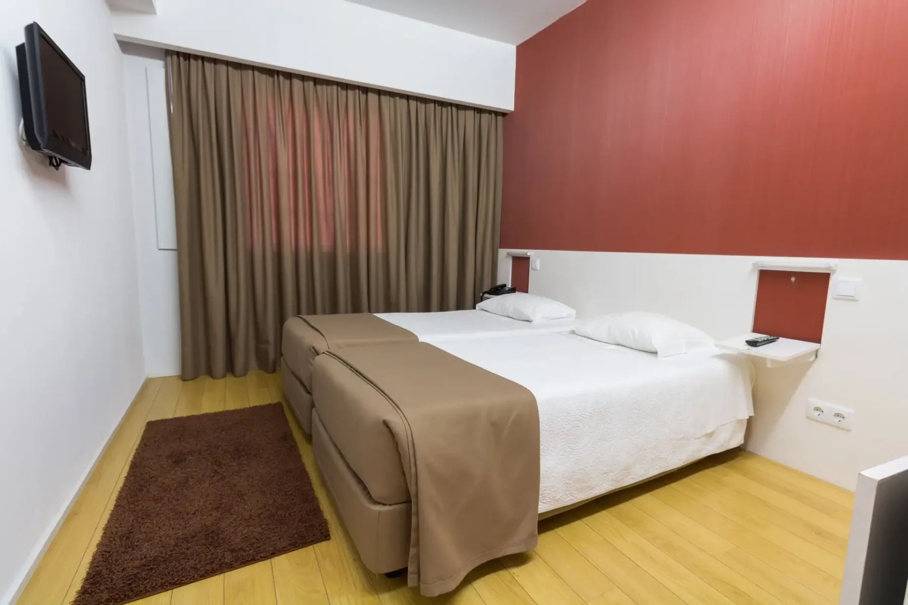 Standard double/twin room