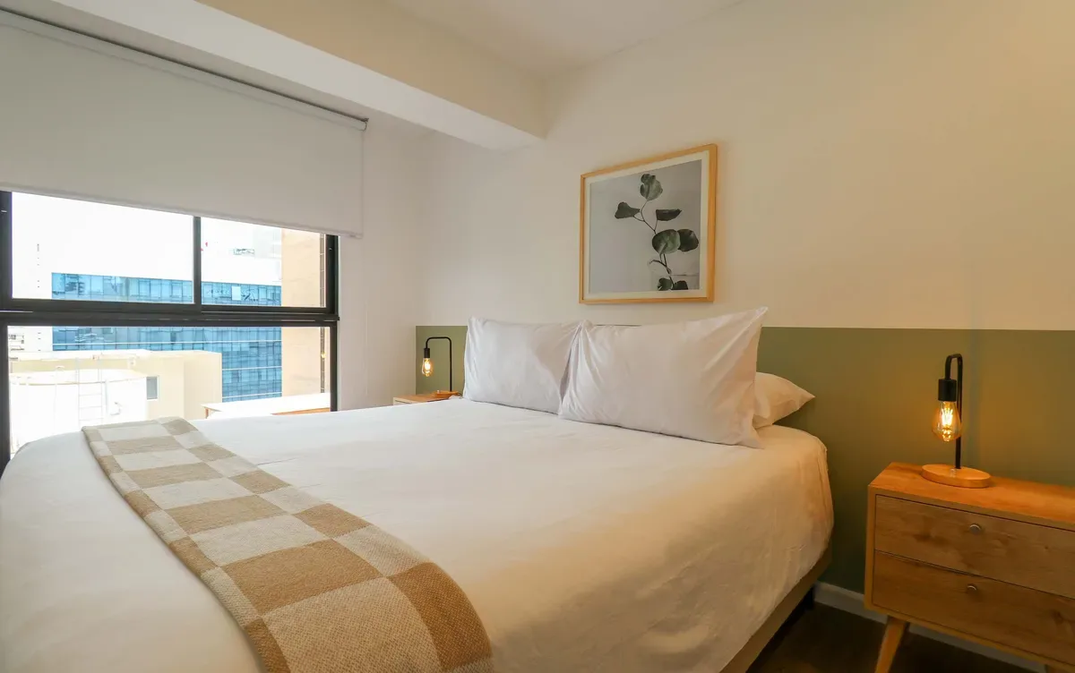Prime 2BR w/ Balcony in Miraflores